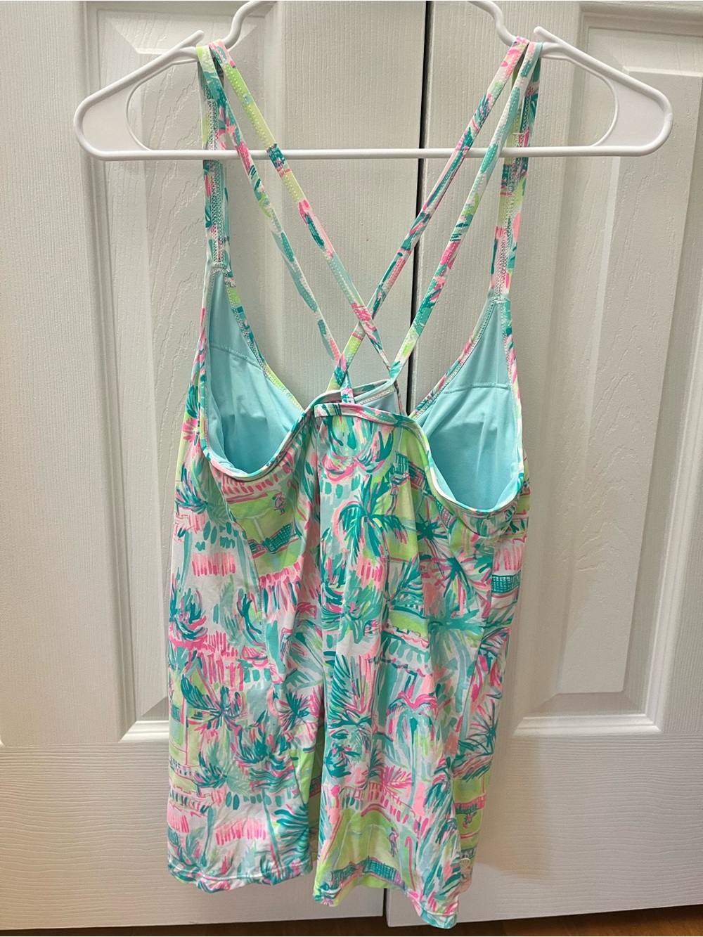 Lilly Pulitzer Tropical Print Athletic Tank  Top | Built-In Pads | Sz XL - Picture 4 of 7